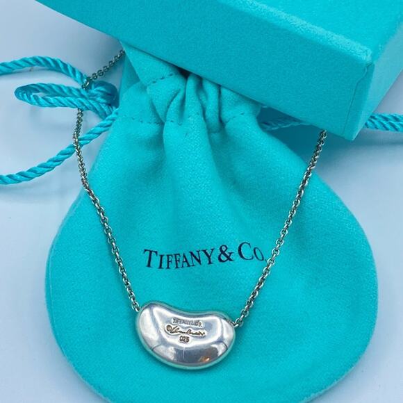 Tiffany & Co Elsa Peretti Medium Bean Pendant Necklace - Picture 1 of 7